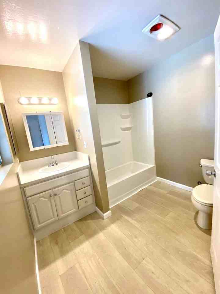 4086 Thorn St - Photo 7 of 9