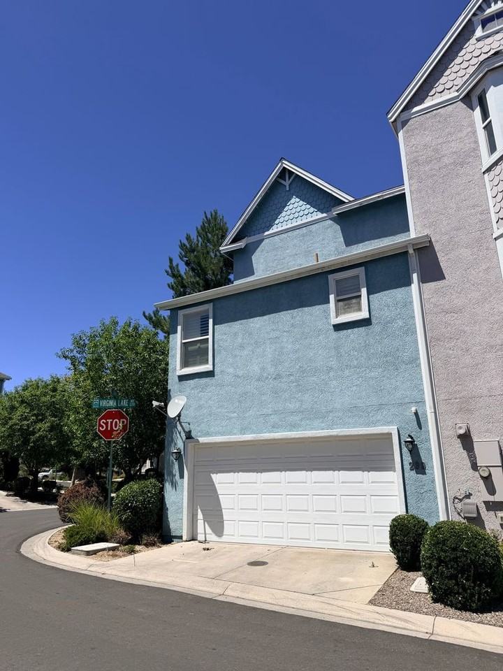 299 Gramercy Ln - Photo 2 of 14