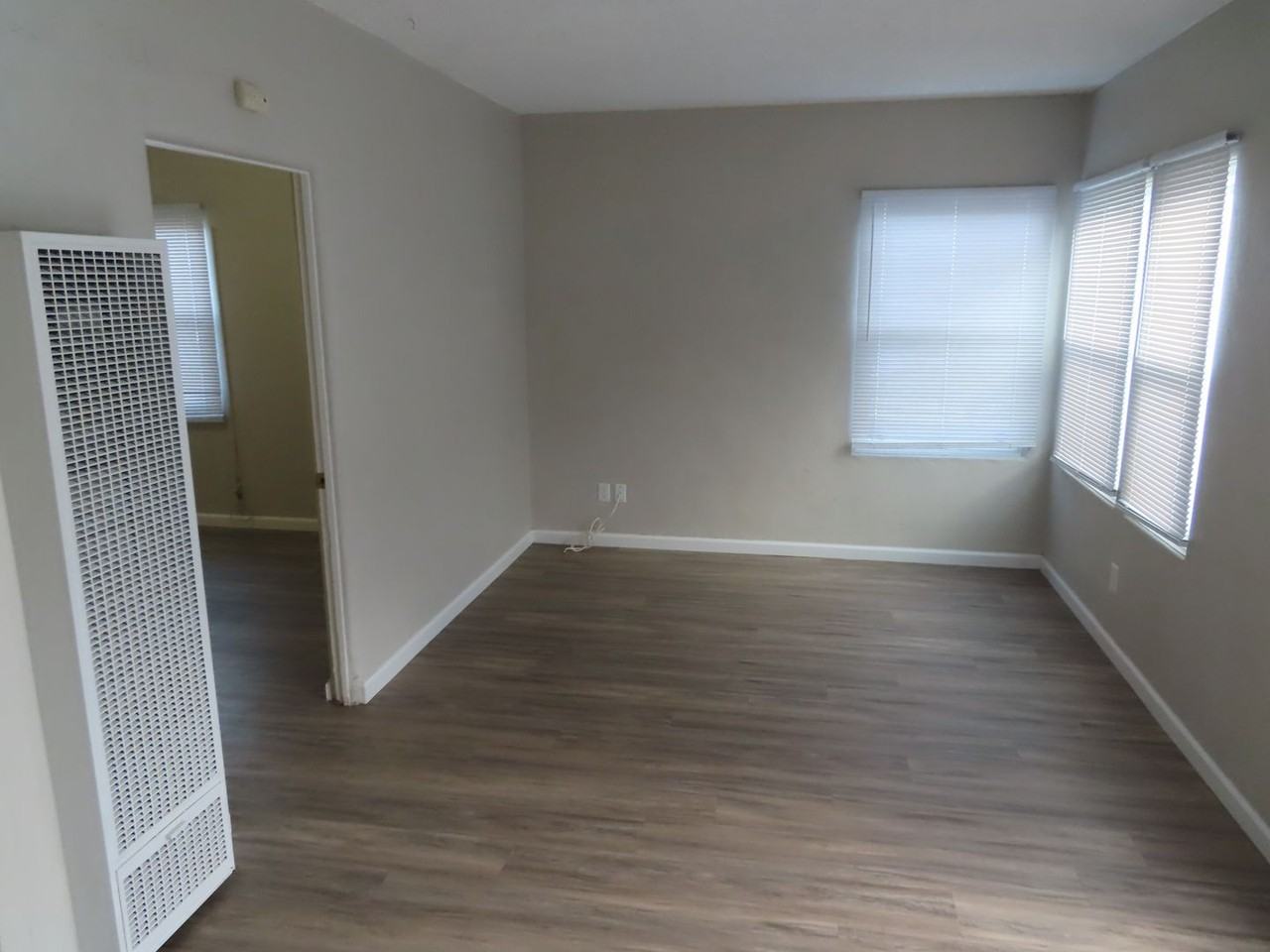 4684 Ohio St - Photo 6 of 20