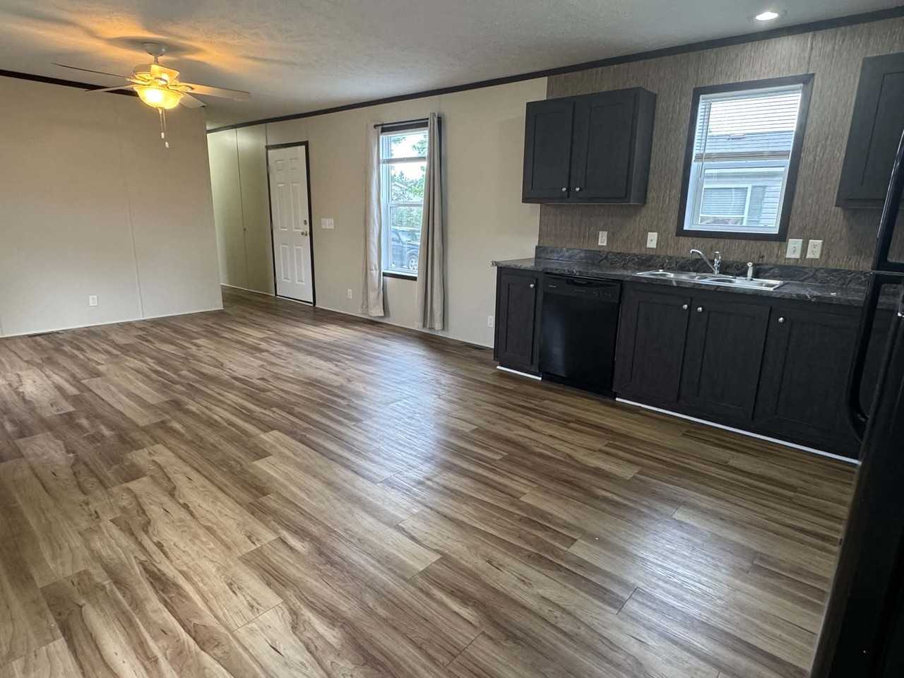 48596 Leafdale Ct #178 - Photo 7 of 42