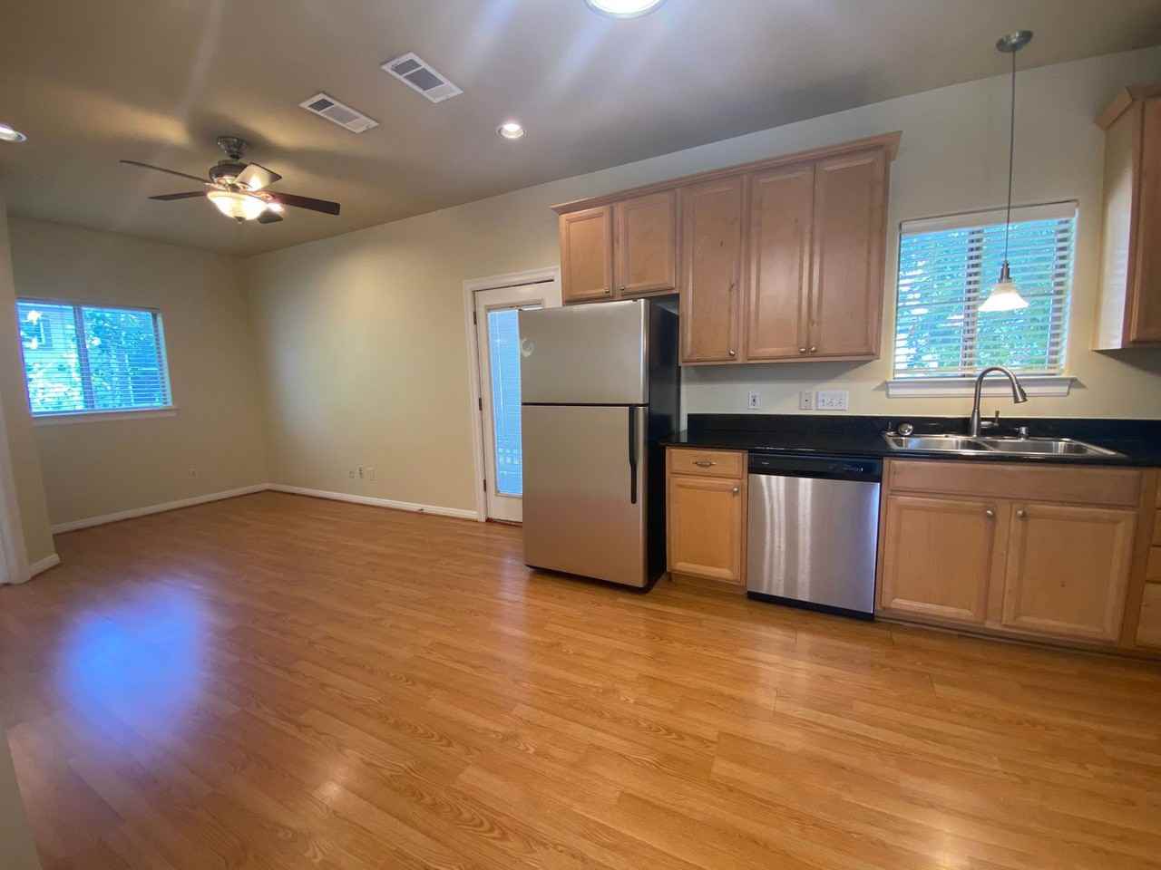 5502B Evans Ave - Photo 3 of 17