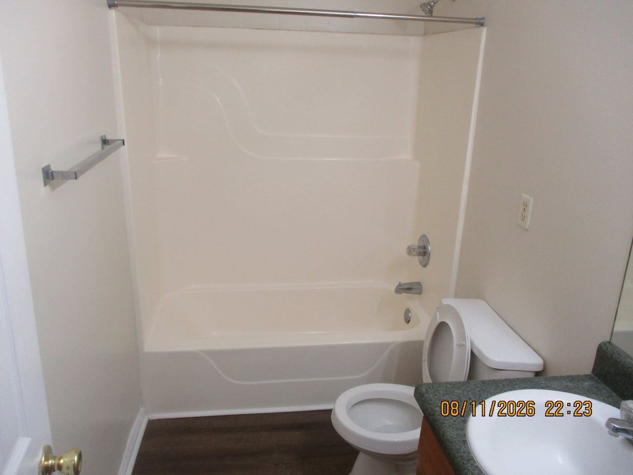 2205 Beachview Dr - Photo 5 of 8