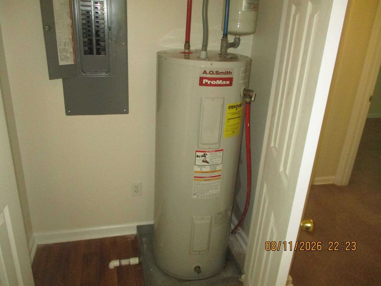 2205 Beachview Dr - Photo 6 of 8