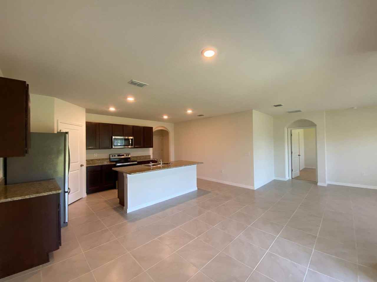 407 Hickory Course Radl - Photo 7 of 34