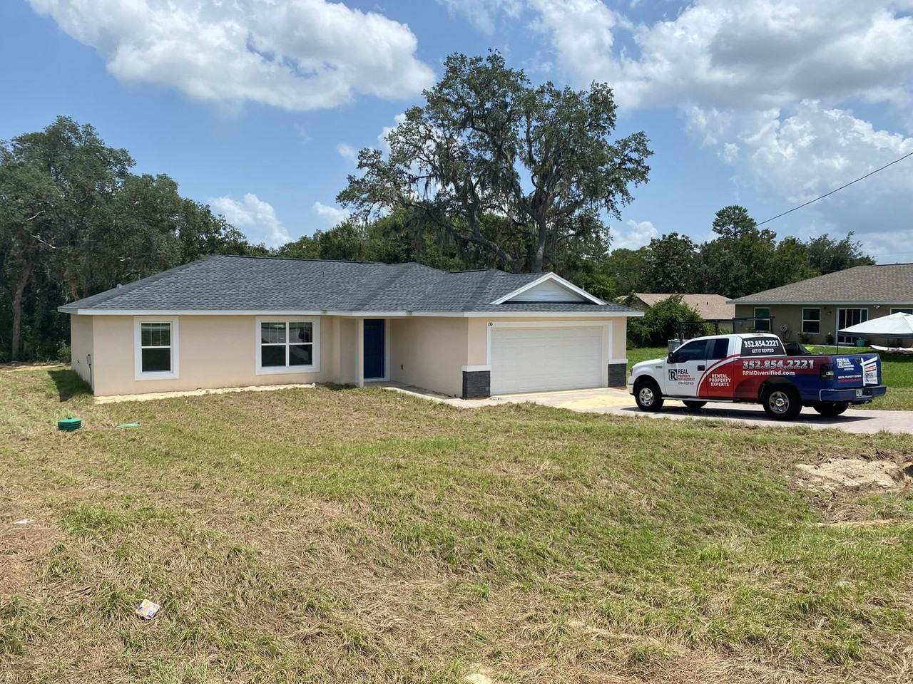 130 Oak Cir - Photo 2 of 30