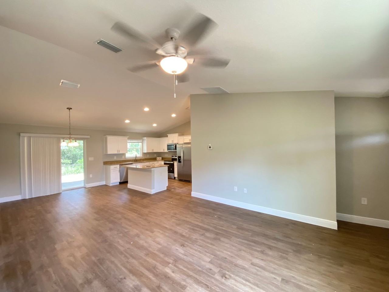 130 Oak Cir - Photo 6 of 30
