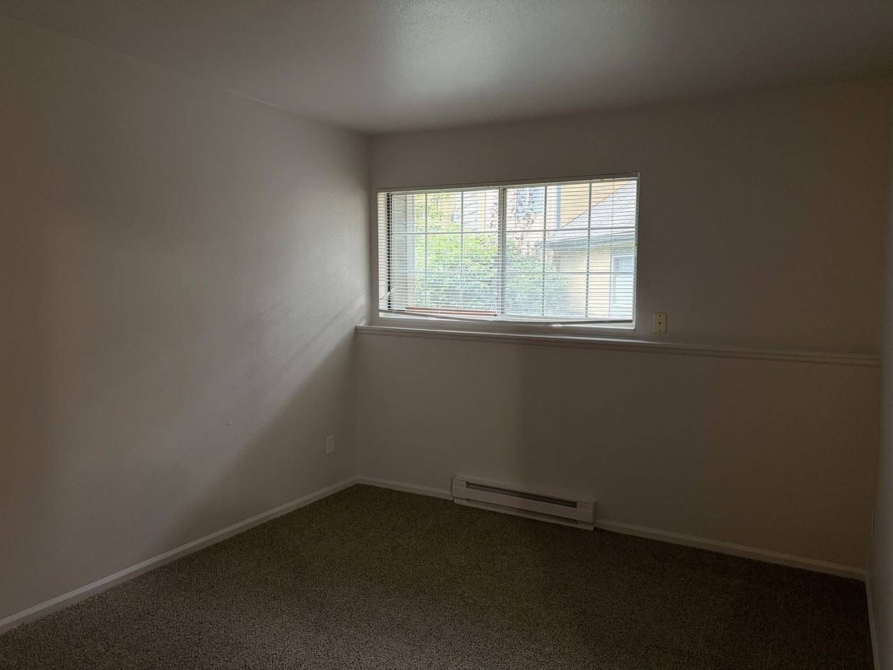 3565 Windmill Dr #R4 - Photo 6 of 12