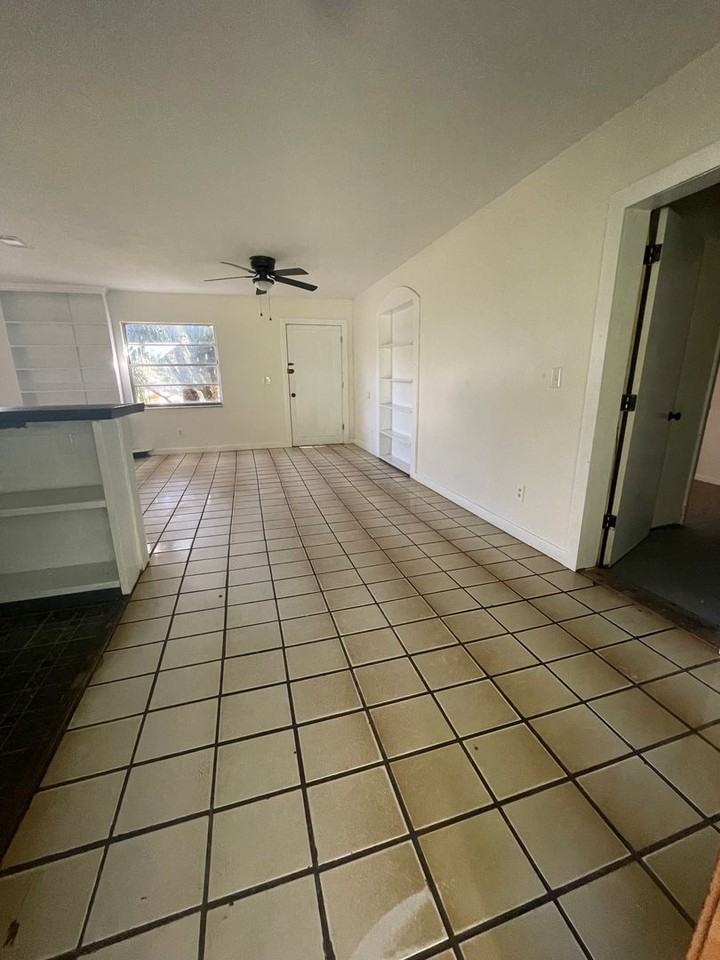 120 Dirksen Dr - Photo 2 of 10