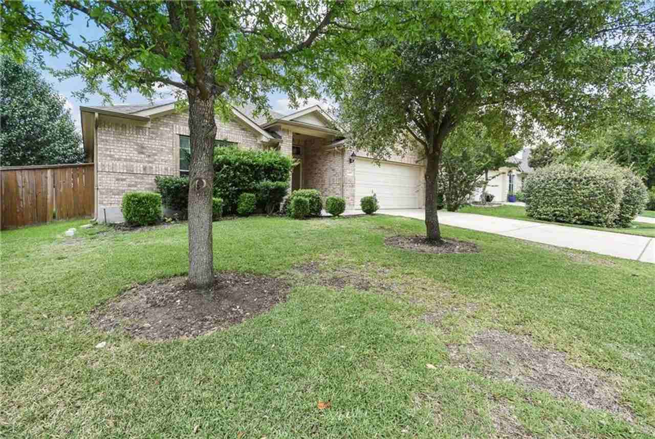 4490 Heritage Well Ln - Photo 3 of 35