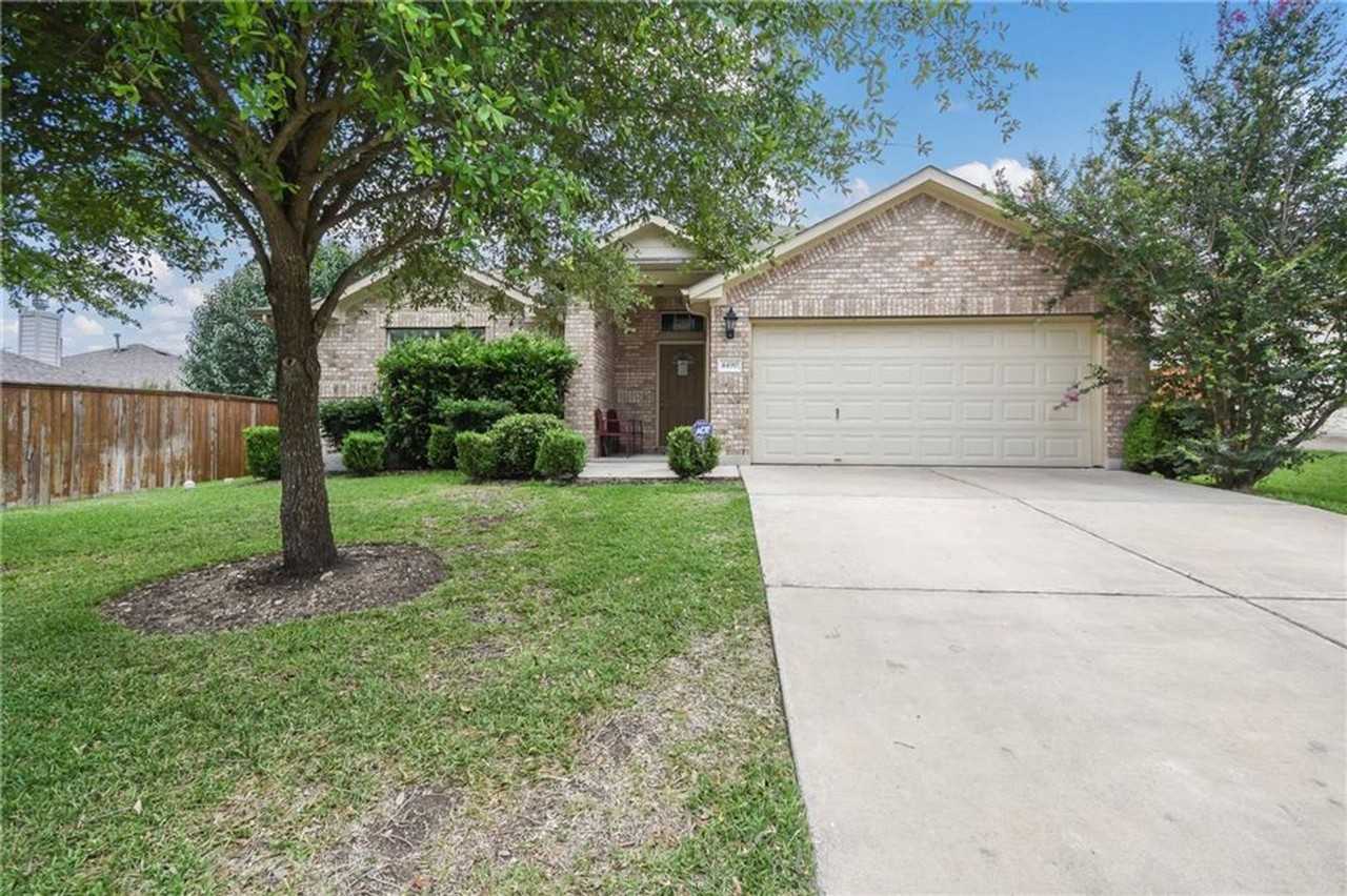 4490 Heritage Well Ln - Photo 4 of 35