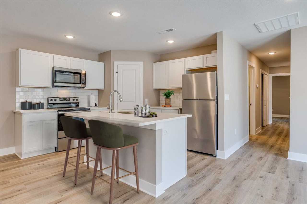 4409 N Sandplum St - Photo 7 of 19