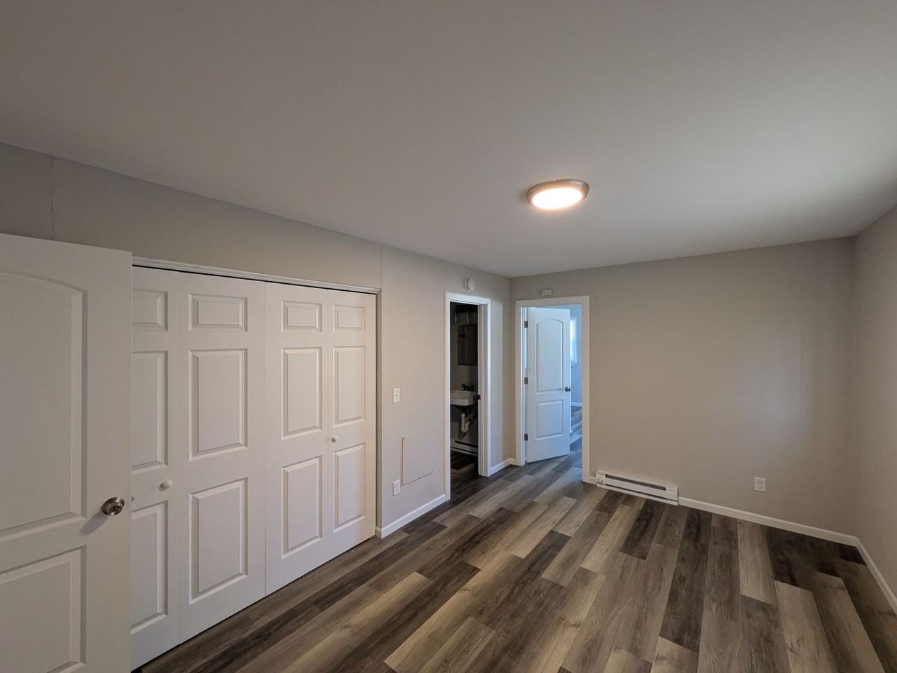 2805 10th St - Photo 2 of 6