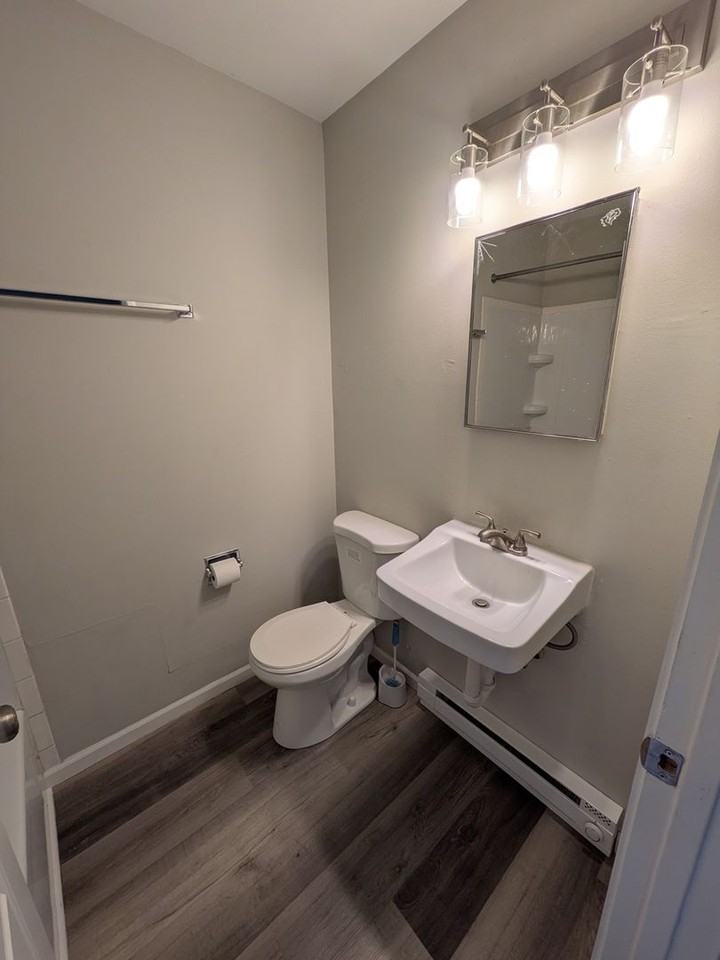2805 10th St - Photo 5 of 6