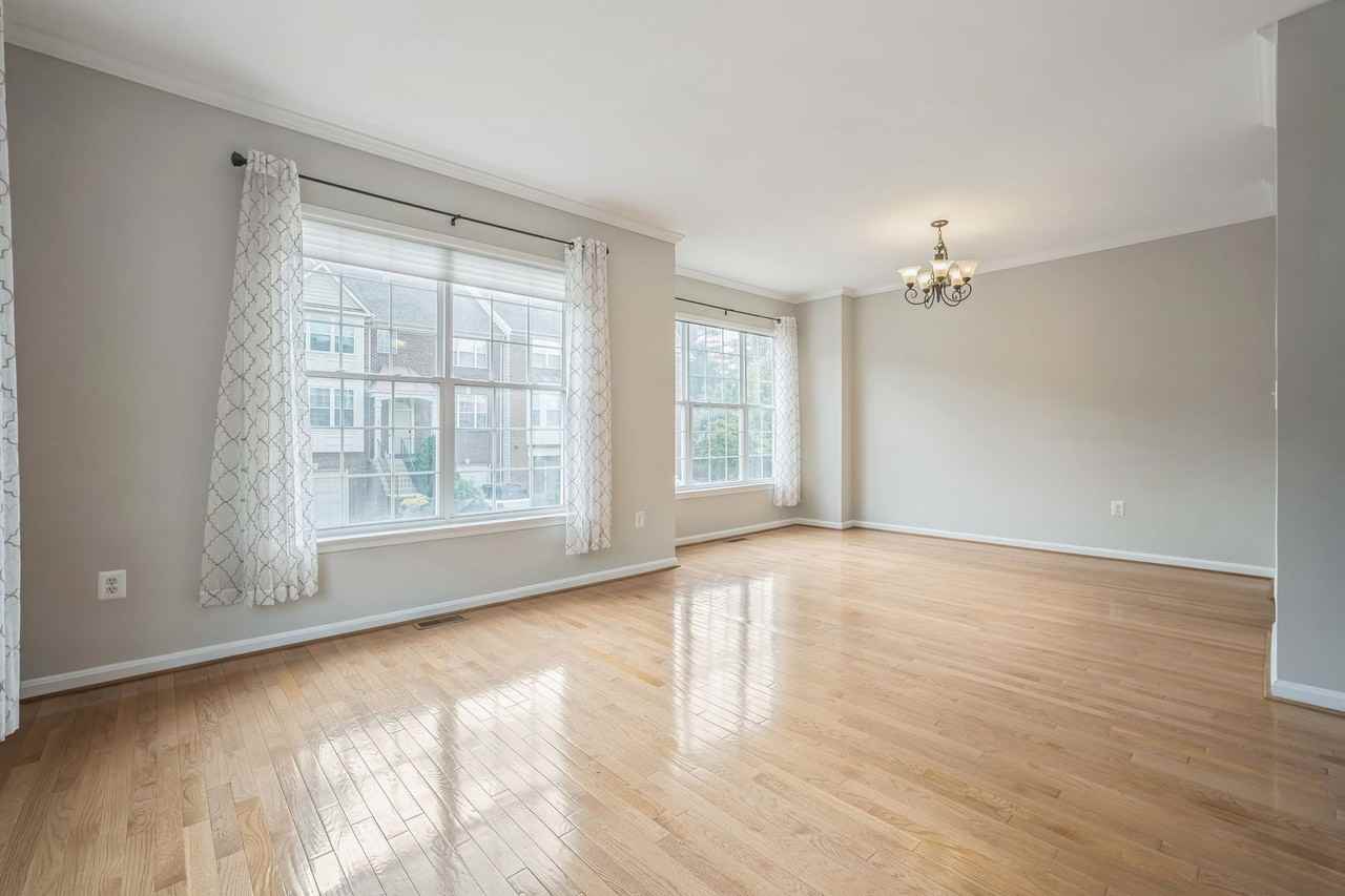 6017 Katelyn Ct - Photo 7 of 15