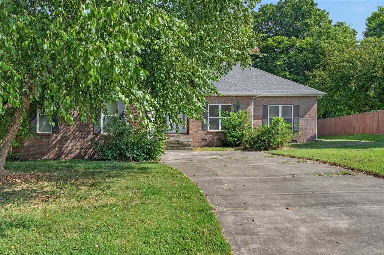 204 Cheshire Rd - Photo 2 of 43