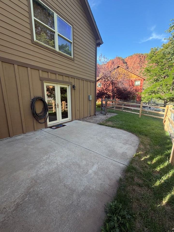 4122 Sky Ranch Dr - Photo 2 of 15