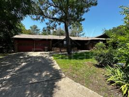 featured image of 214 Brookhaven Ter