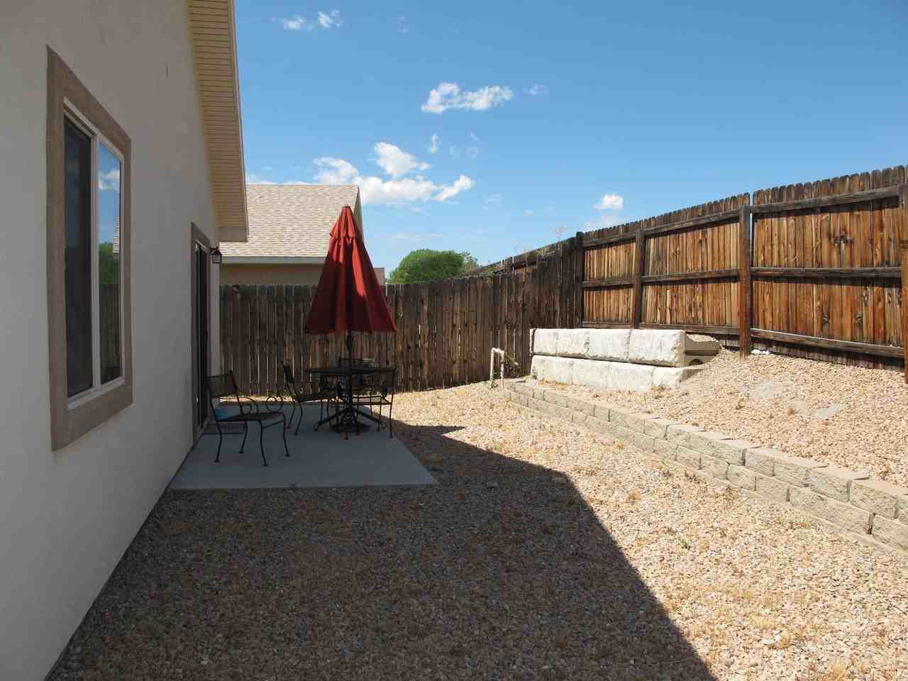 2908 1/2 Walnut Ave - Photo 5 of 5