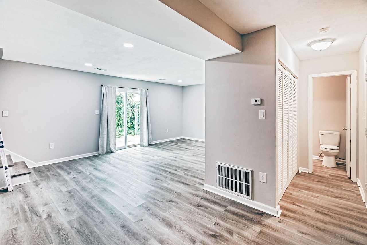 117 E Beaver Ct - Photo 5 of 13