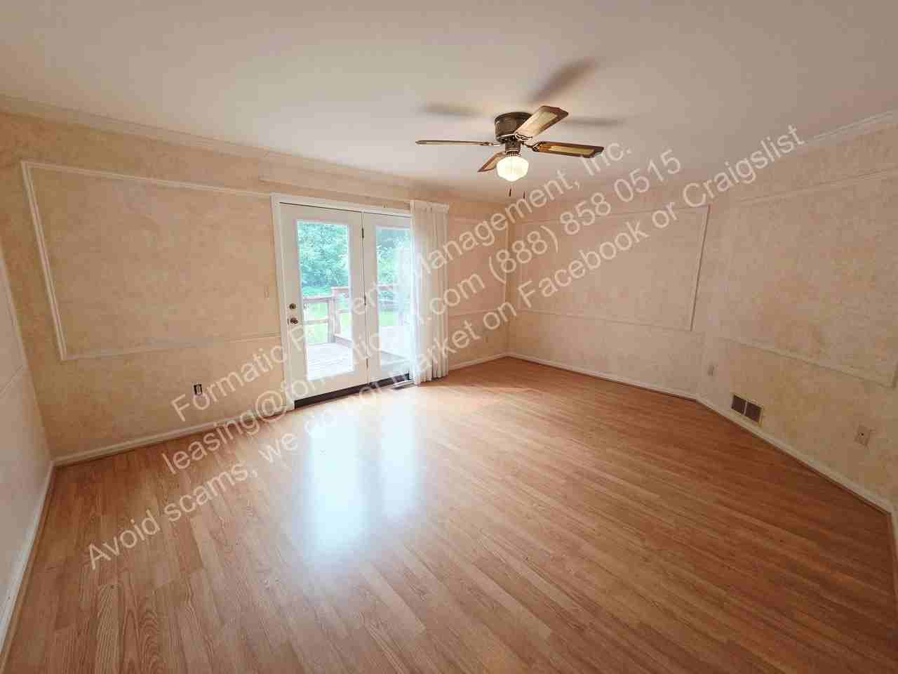 157 N Gates Ave - Photo 2 of 17