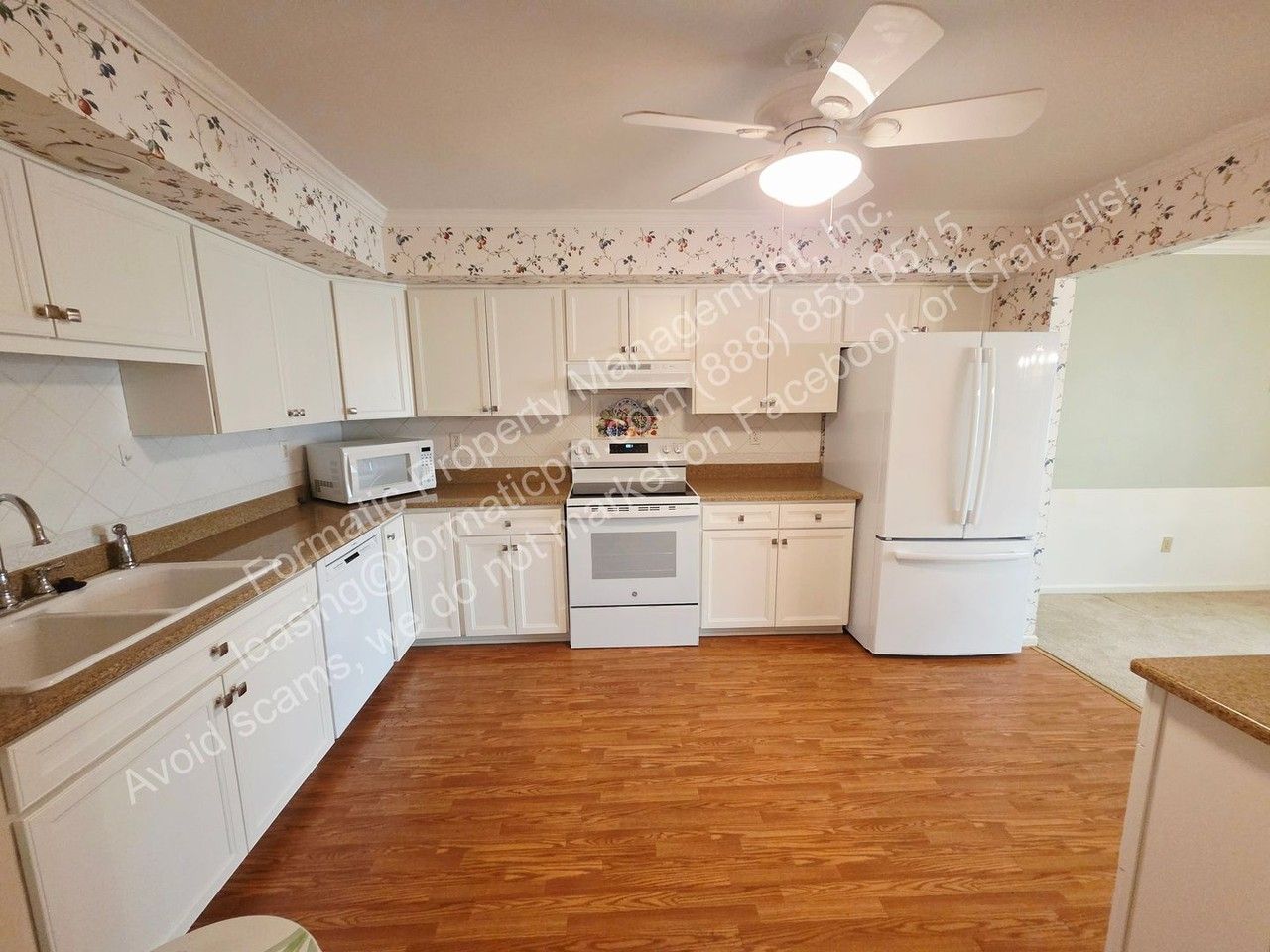 157 N Gates Ave - Photo 4 of 17