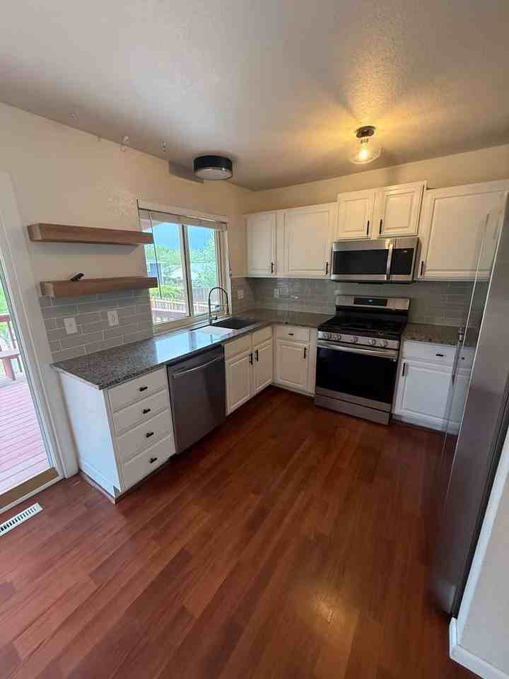 6637 Ingalls Ct - Photo 3 of 20