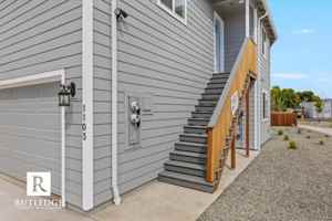 featured image of 1103 Annalise St