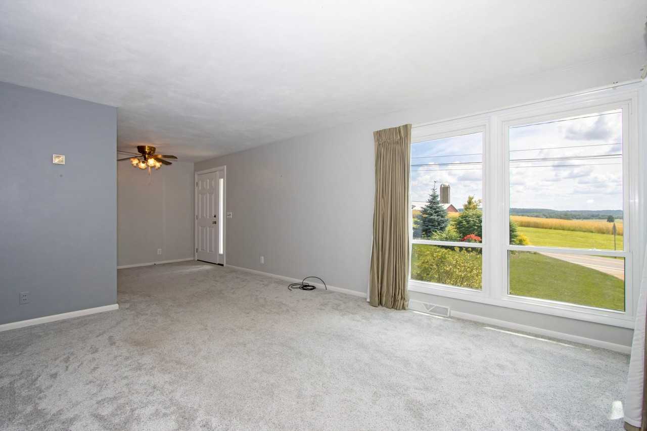11018 Mount Eaton Rd - Photo 2 of 33