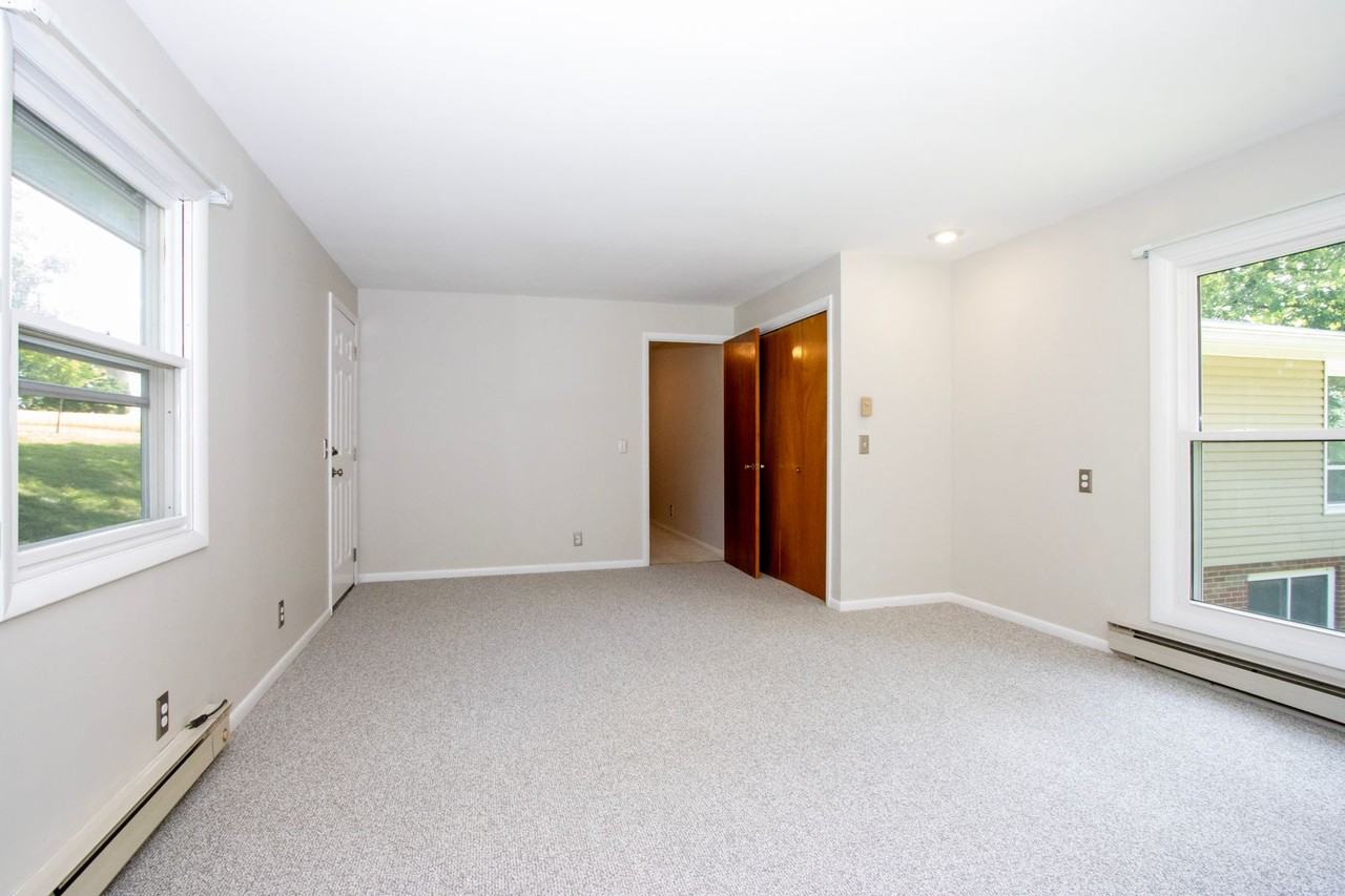11018 Mount Eaton Rd - Photo 7 of 33