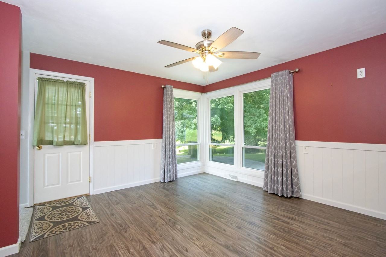 11018 Mount Eaton Rd - Photo 6 of 33