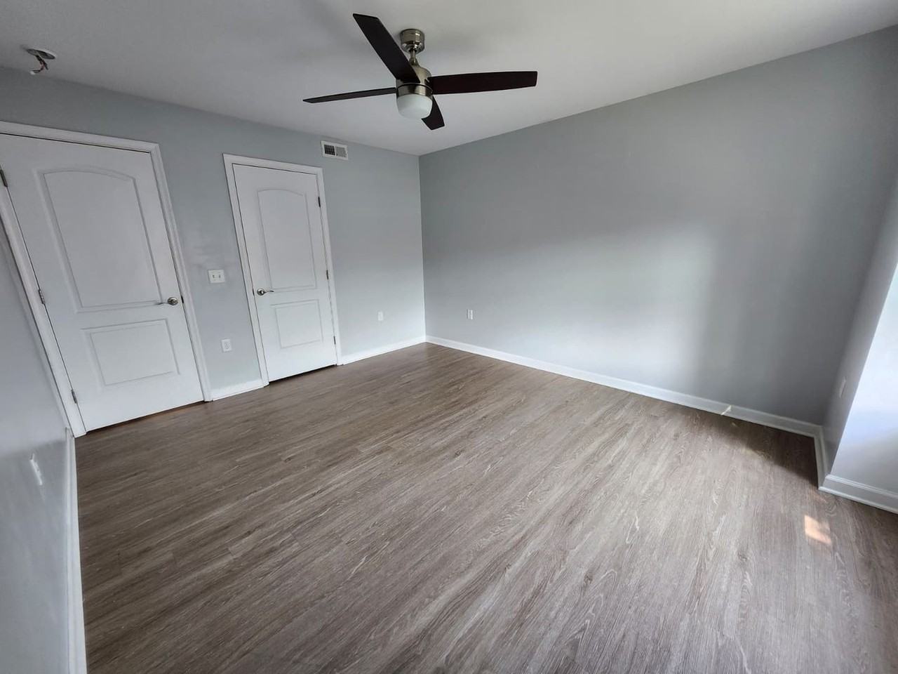 1211 Villa Ln #E - Photo 4 of 22