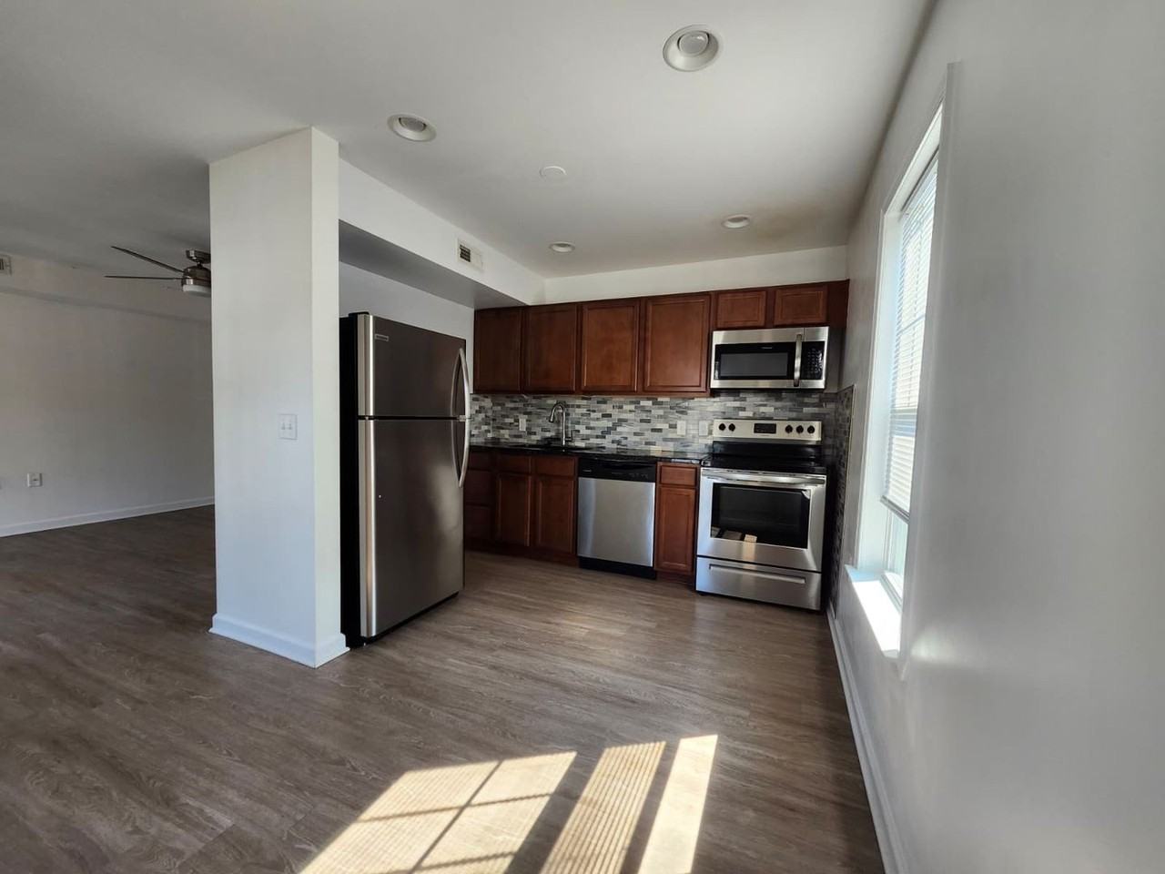 1211 Villa Ln #E - Photo 6 of 22