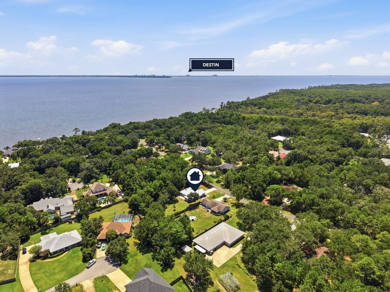91 Cedar Beach Cv - Photo 3 of 40