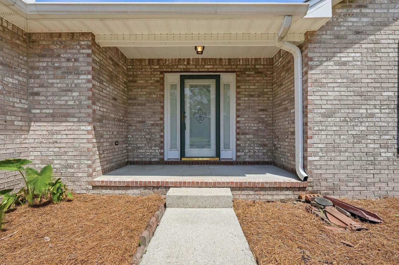 91 Cedar Beach Cv - Photo 4 of 40