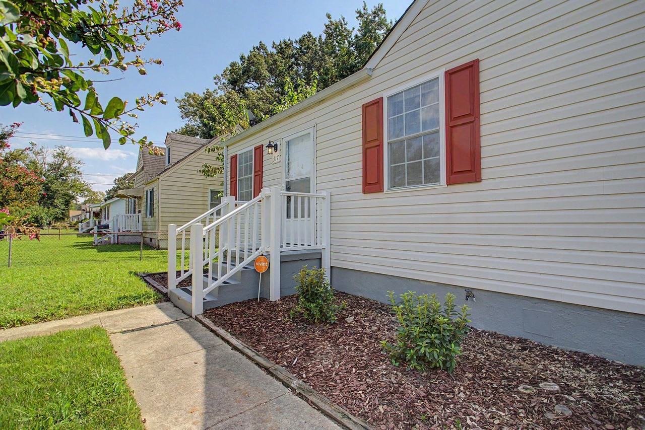 317 Maney Dr - Photo 2 of 18