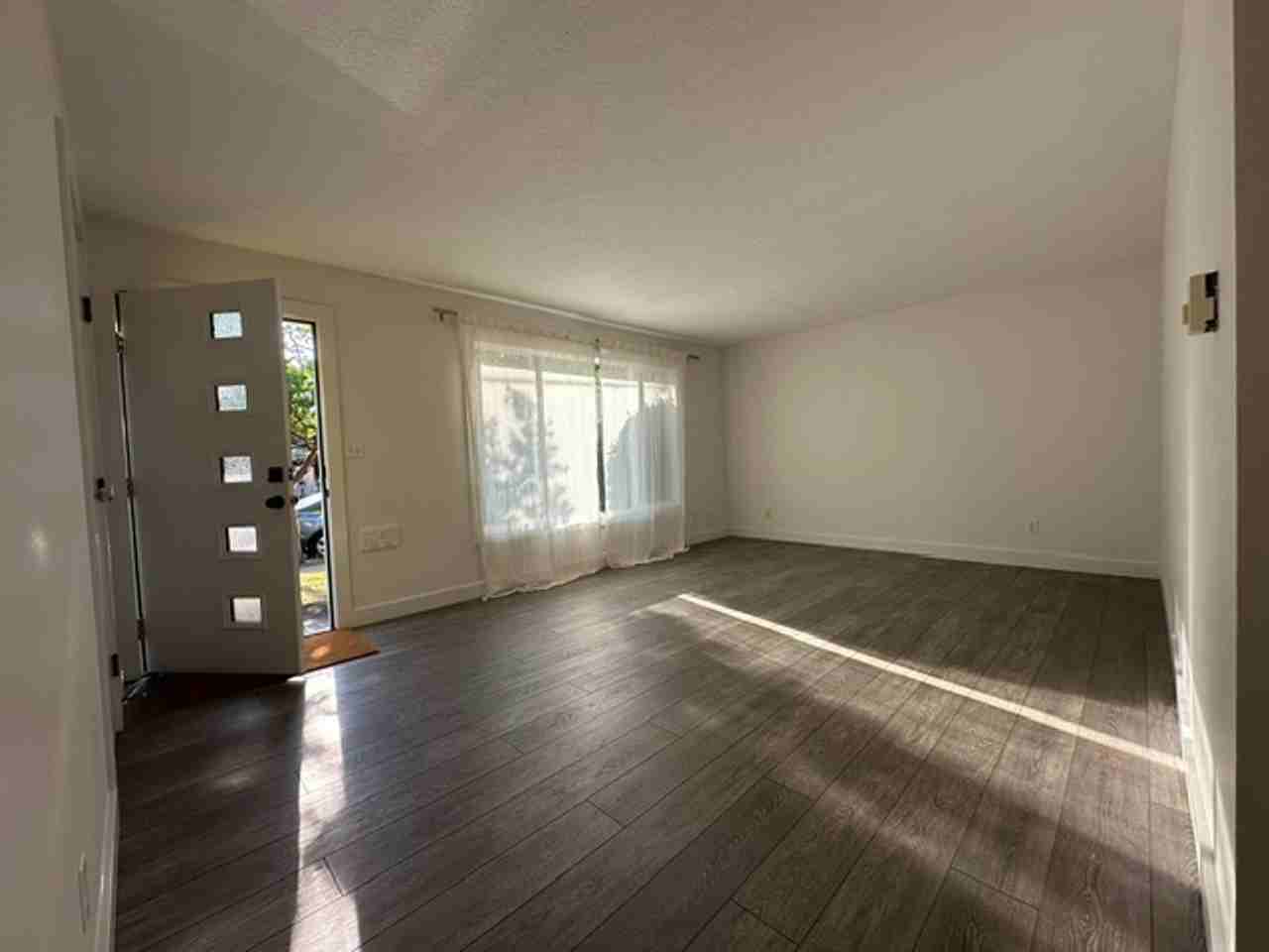 2354 Se 48th Ave - Photo 7 of 14