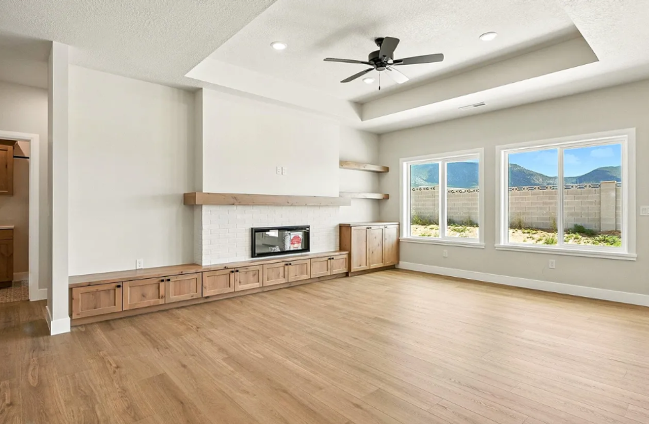 1130 E 4240 N - Photo 2 of 19