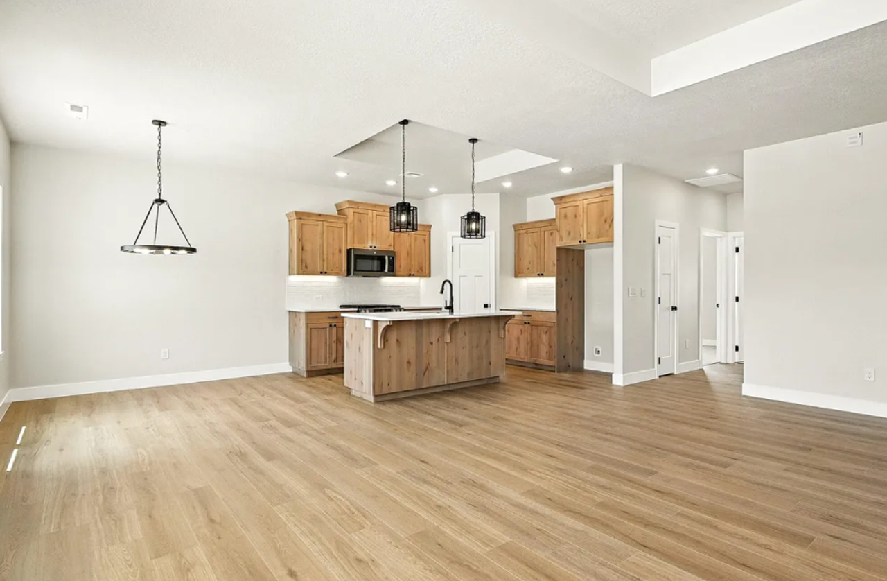 1130 E 4240 N - Photo 3 of 19