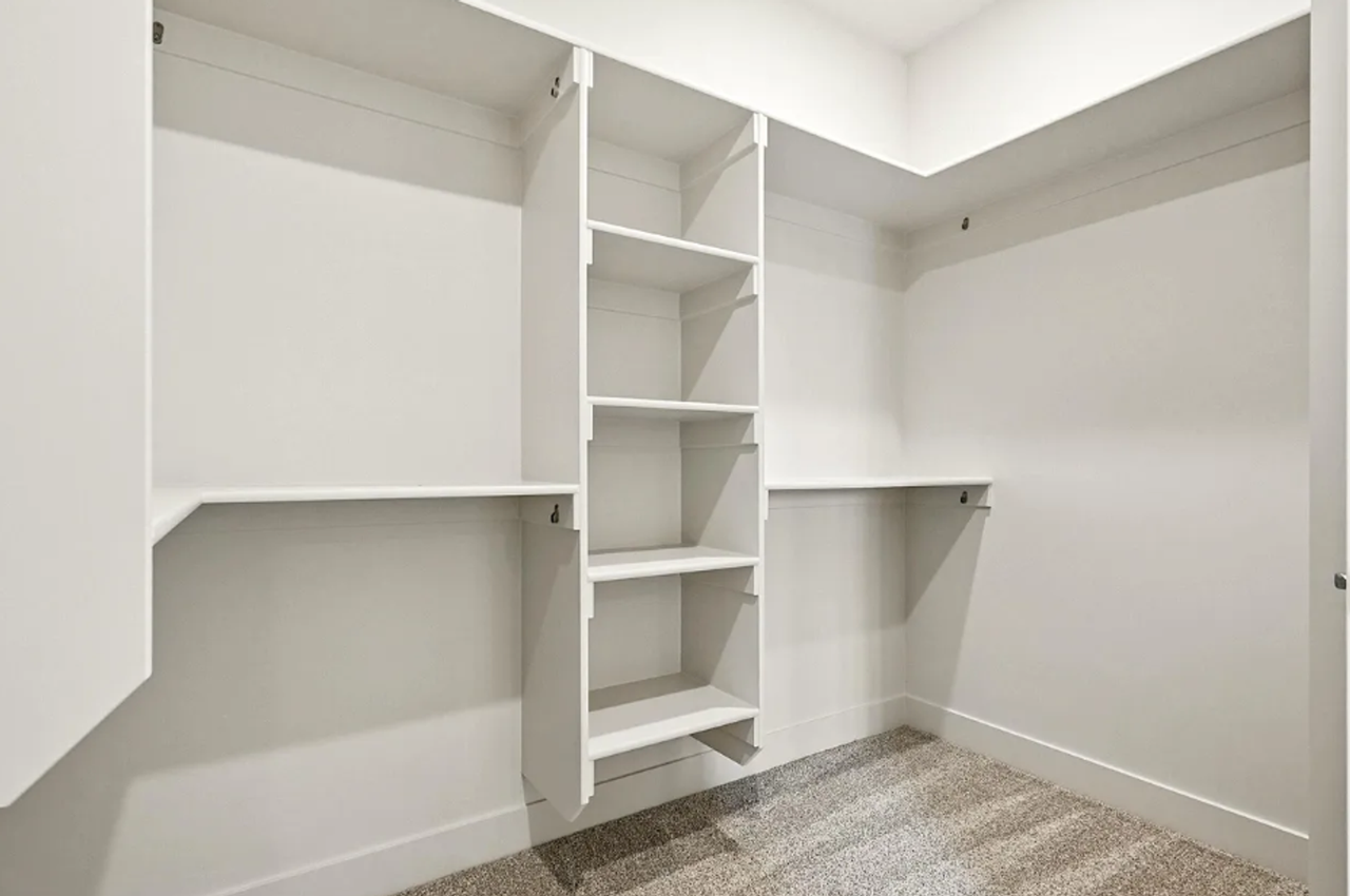 1130 E 4240 N - Photo 6 of 19