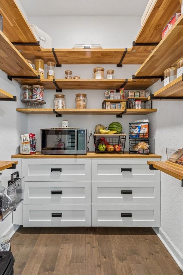 12547 Smiths Neck Rd - Photo 3 of 19