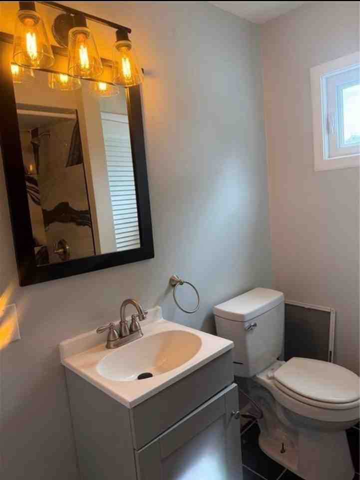 225 Zerby Ave - Photo 3 of 16