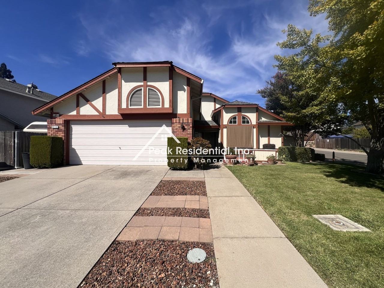 8113 Bellsbrae Dr - Photo 2 of 26