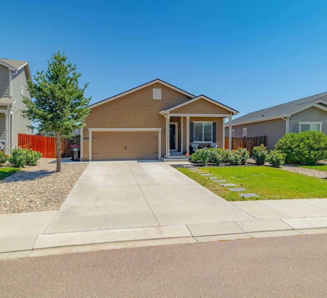 10186 Intrepid Way - Photo 2 of 25