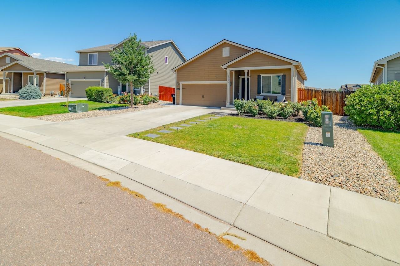 10186 Intrepid Way - Photo 4 of 25