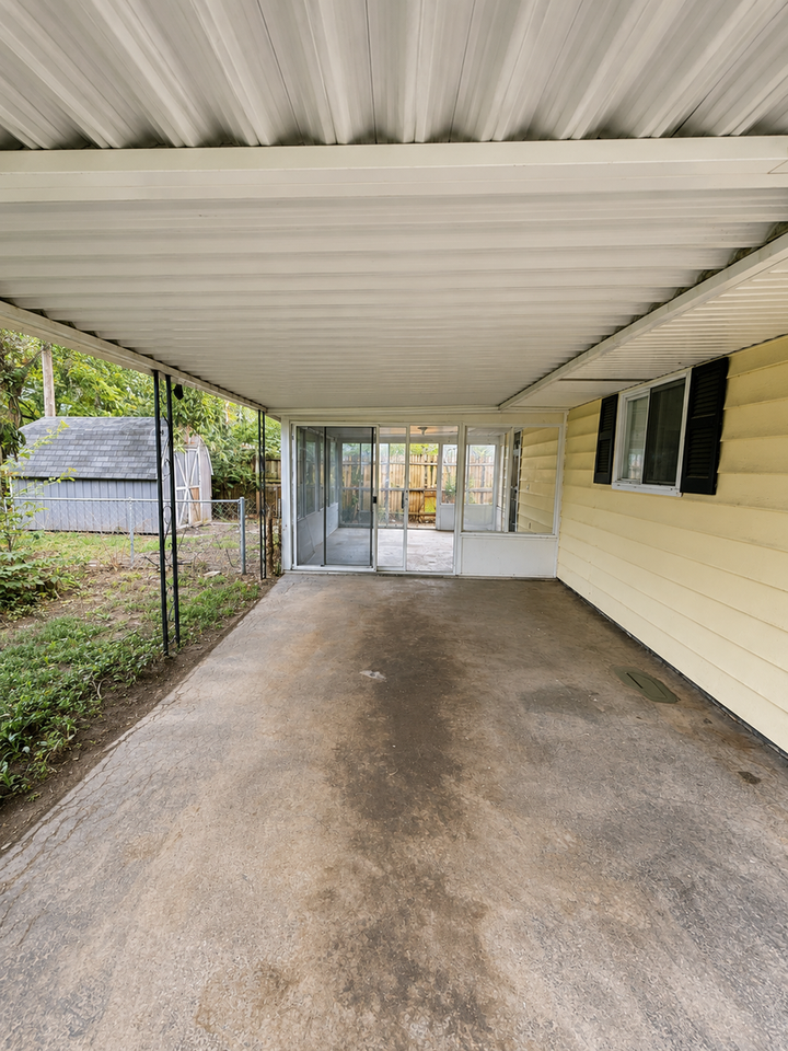 3251 Hilock Ct - Photo 2 of 7