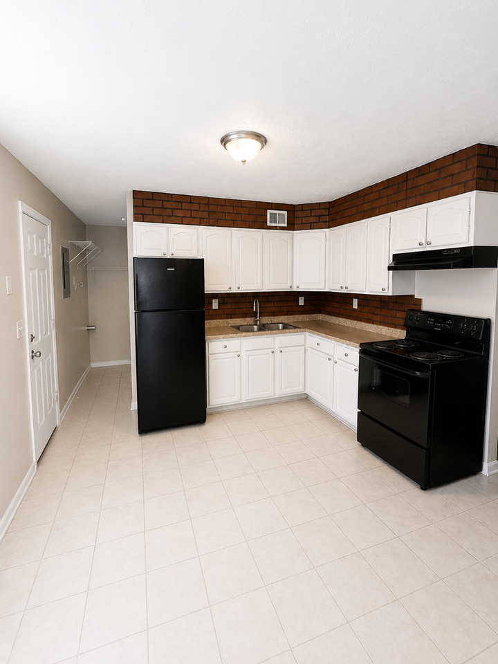 3251 Hilock Ct - Photo 3 of 7