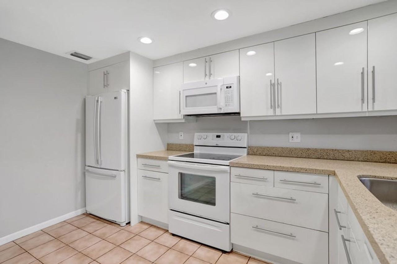 22312 Whistling Pines Ln - Photo 2 of 18