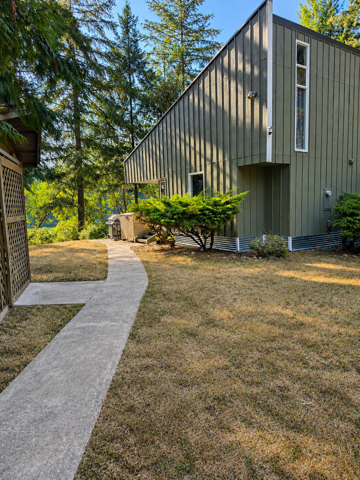 17805 Overlake Ct Se - Photo 2 of 15