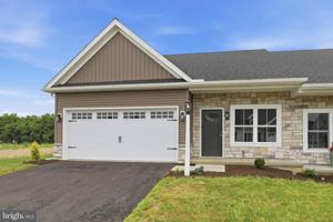 featured image of 114 Hillard Fld