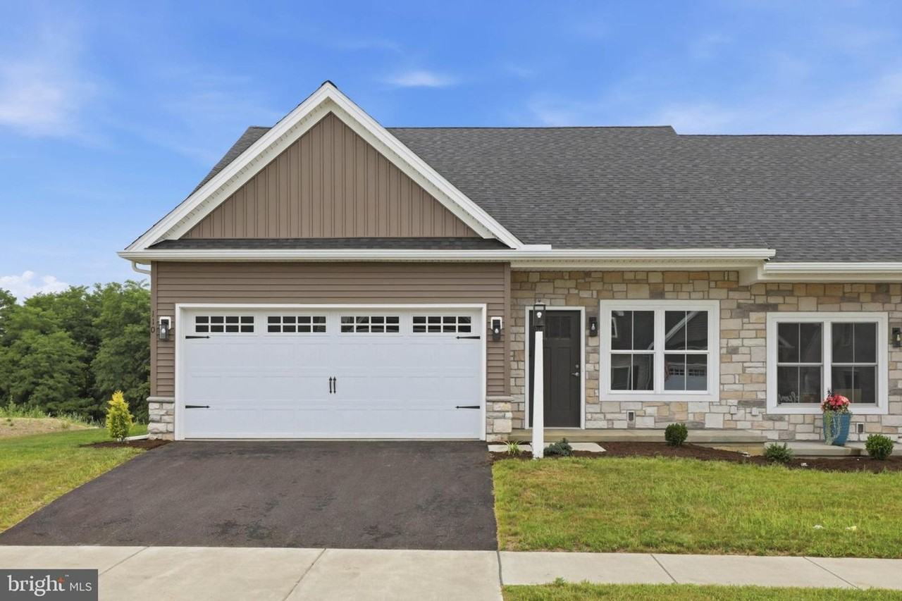 114 Hillard Fld - Photo 2 of 27